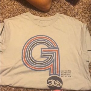Gap T-shirt